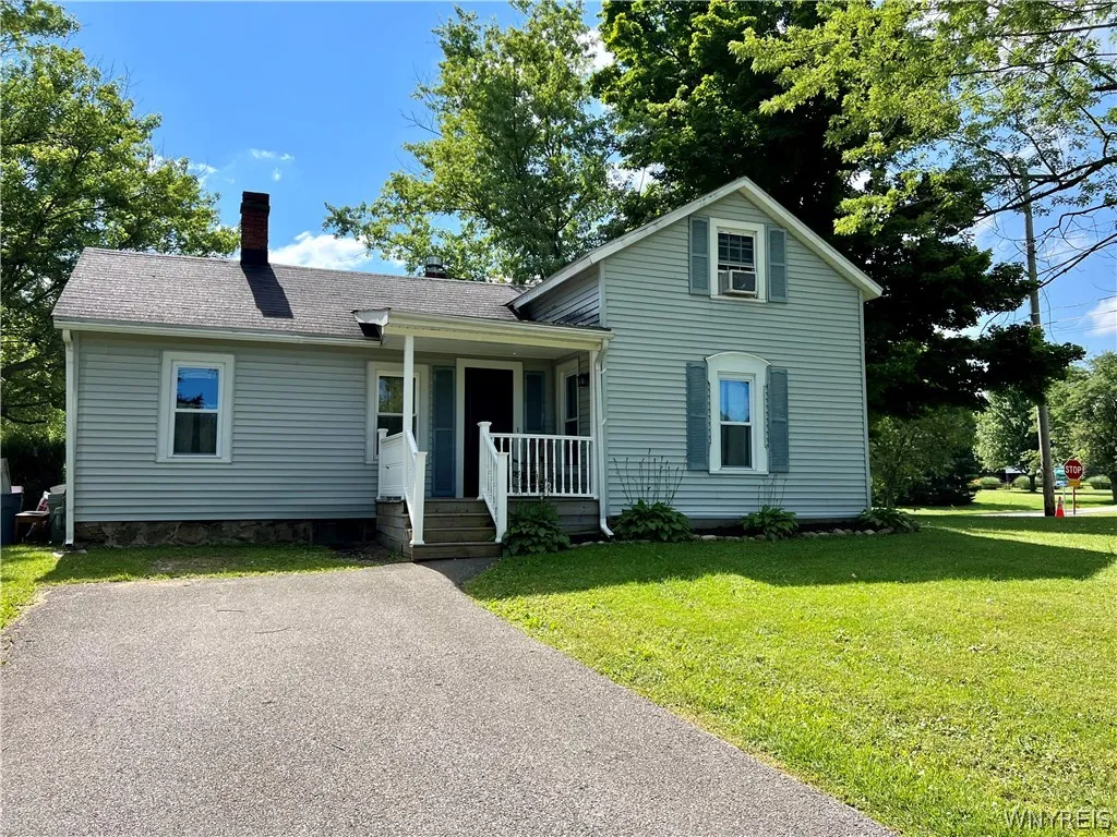 4760 Duerr Road, Orchard Park, New York 14127, Orchard Park, New York 14127, 2 Bedrooms Bedrooms, 7 Rooms Rooms,1 BathroomBathrooms,Residential,Closed,4760 Duerr Road, Orchard Park, New York 14127,0,B1547533