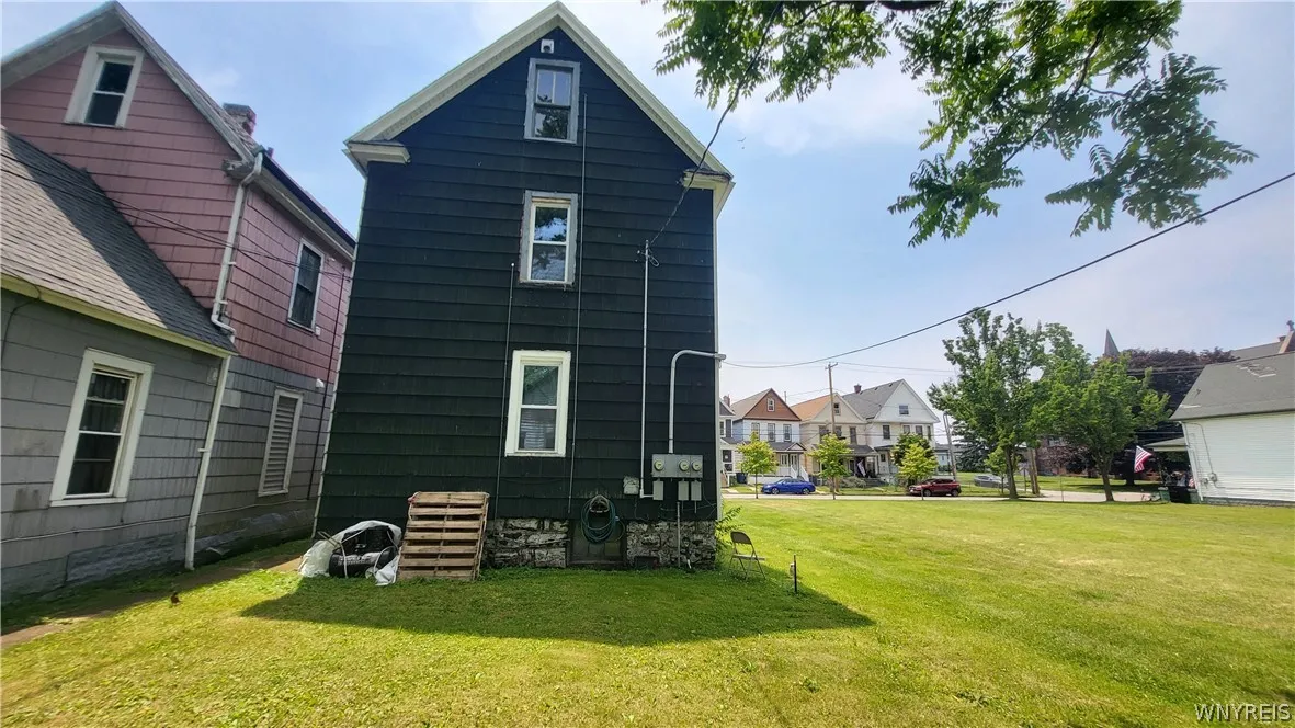 154 Oconnell Avenue, Buffalo, New York 14204, Buffalo, New York 14204, 8 Bedrooms Bedrooms, ,3 BathroomsBathrooms,Residential,Closed,154 Oconnell Avenue, Buffalo, New York 14204,0,B1547163