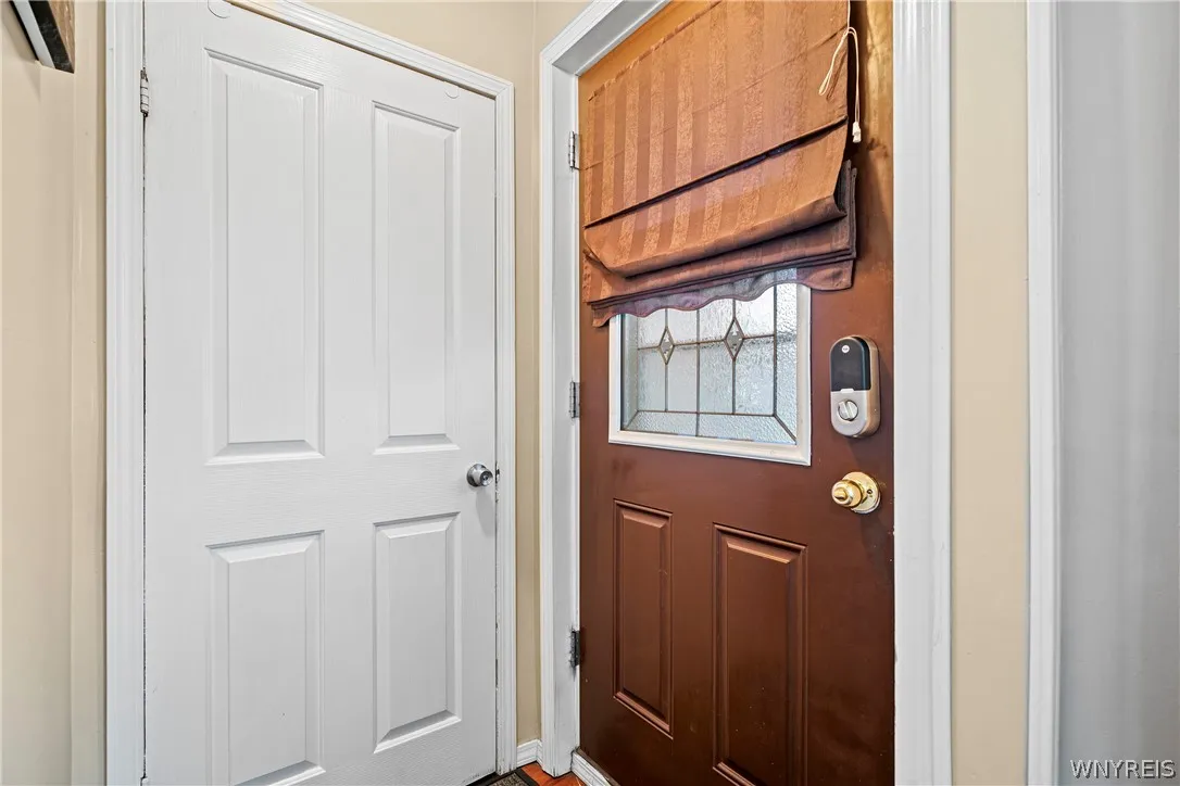 119 Albert Avenue, Buffalo, New York 14207, Buffalo, New York 14207, 3 Bedrooms Bedrooms, 5 Rooms Rooms,1 BathroomBathrooms,Residential,Closed,119 Albert Avenue, Buffalo, New York 14207,0,B1547829