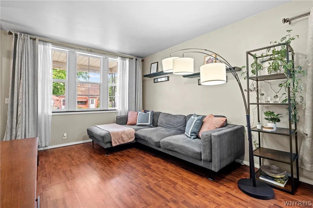 119 Albert Avenue, Buffalo, New York 14207, Buffalo, New York 14207, 3 Bedrooms Bedrooms, 5 Rooms Rooms,1 BathroomBathrooms,Residential,Closed,119 Albert Avenue, Buffalo, New York 14207,0,B1547829