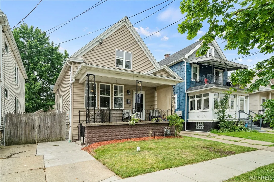 119 Albert Avenue, Buffalo, New York 14207, Buffalo, New York 14207, 3 Bedrooms Bedrooms, 5 Rooms Rooms,1 BathroomBathrooms,Residential,Closed,119 Albert Avenue, Buffalo, New York 14207,0,B1547829
