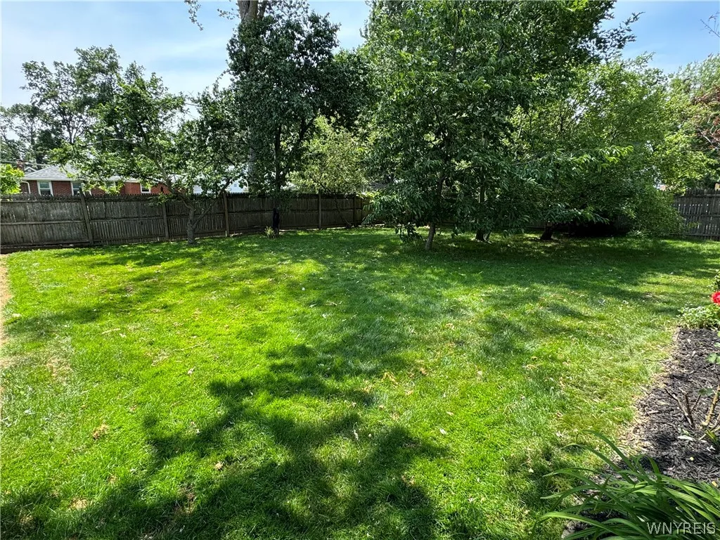 3857 Harvard Street, Hamburg, New York 14075, Hamburg, New York 14075, 4 Bedrooms Bedrooms, 7 Rooms Rooms,1 BathroomBathrooms,Residential,Closed,3857 Harvard Street, Hamburg, New York 14075,0,B1548045