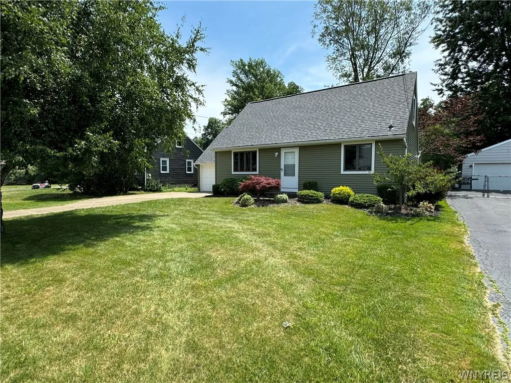 3857 Harvard Street, Hamburg, New York 14075, Hamburg, New York 14075, 4 Bedrooms Bedrooms, 7 Rooms Rooms,1 BathroomBathrooms,Residential,Closed,3857 Harvard Street, Hamburg, New York 14075,0,B1548045