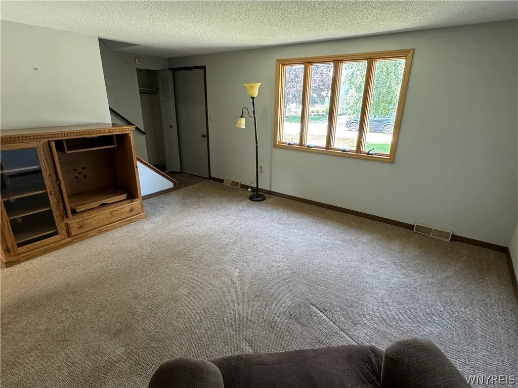 3857 Harvard Street, Hamburg, New York 14075, Hamburg, New York 14075, 4 Bedrooms Bedrooms, 7 Rooms Rooms,1 BathroomBathrooms,Residential,Closed,3857 Harvard Street, Hamburg, New York 14075,0,B1548045