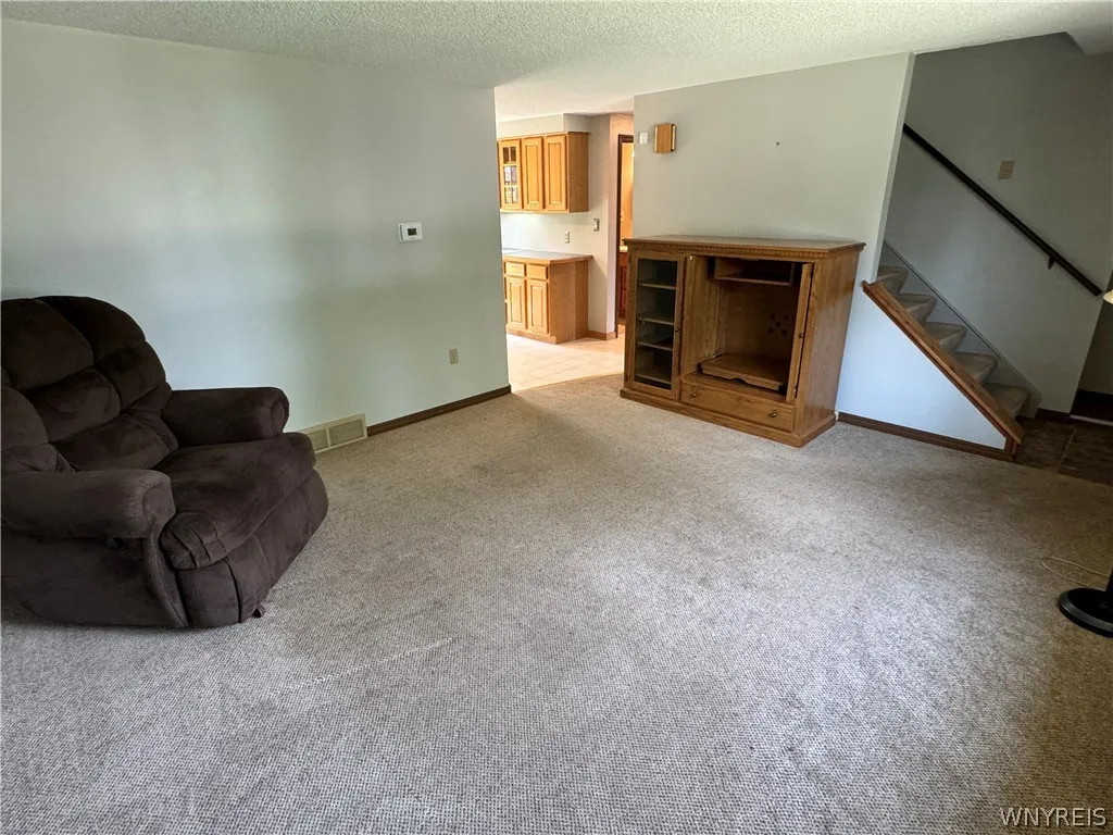 3857 Harvard Street, Hamburg, New York 14075, Hamburg, New York 14075, 4 Bedrooms Bedrooms, 7 Rooms Rooms,1 BathroomBathrooms,Residential,Closed,3857 Harvard Street, Hamburg, New York 14075,0,B1548045
