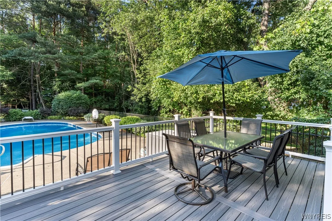 240 Muegel Road, Amherst, New York 14051, Amherst, New York 14051, 3 Bedrooms Bedrooms, 6 Rooms Rooms,2 BathroomsBathrooms,Residential,Closed,240 Muegel Road, Amherst, New York 14051,0,B1547721