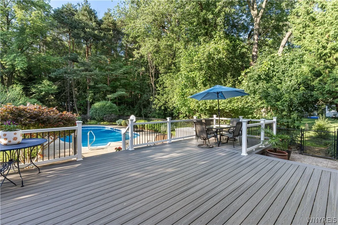240 Muegel Road, Amherst, New York 14051, Amherst, New York 14051, 3 Bedrooms Bedrooms, 6 Rooms Rooms,2 BathroomsBathrooms,Residential,Closed,240 Muegel Road, Amherst, New York 14051,0,B1547721