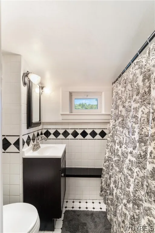 240 Muegel Road, Amherst, New York 14051, Amherst, New York 14051, 3 Bedrooms Bedrooms, 6 Rooms Rooms,2 BathroomsBathrooms,Residential,Closed,240 Muegel Road, Amherst, New York 14051,0,B1547721