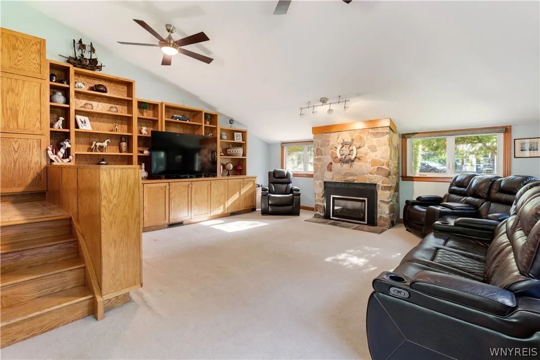 240 Muegel Road, Amherst, New York 14051, Amherst, New York 14051, 3 Bedrooms Bedrooms, 6 Rooms Rooms,2 BathroomsBathrooms,Residential,Closed,240 Muegel Road, Amherst, New York 14051,0,B1547721