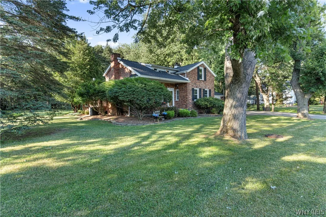 240 Muegel Road, Amherst, New York 14051, Amherst, New York 14051, 3 Bedrooms Bedrooms, 6 Rooms Rooms,2 BathroomsBathrooms,Residential,Closed,240 Muegel Road, Amherst, New York 14051,0,B1547721