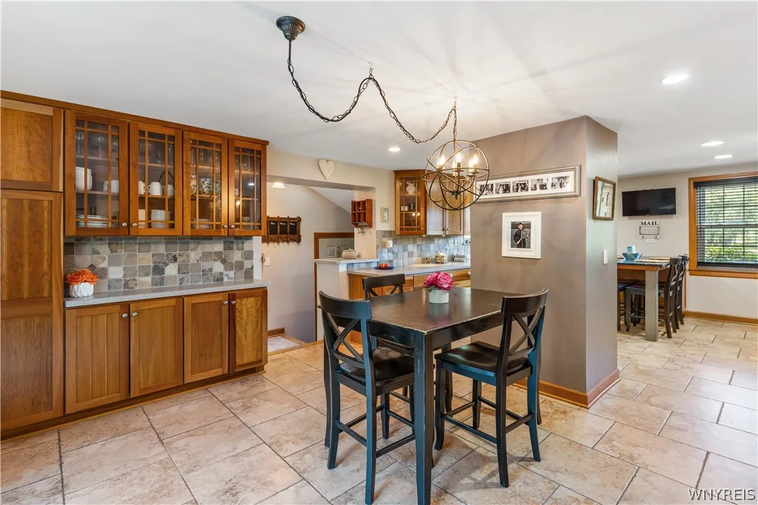 240 Muegel Road, Amherst, New York 14051, Amherst, New York 14051, 3 Bedrooms Bedrooms, 6 Rooms Rooms,2 BathroomsBathrooms,Residential,Closed,240 Muegel Road, Amherst, New York 14051,0,B1547721