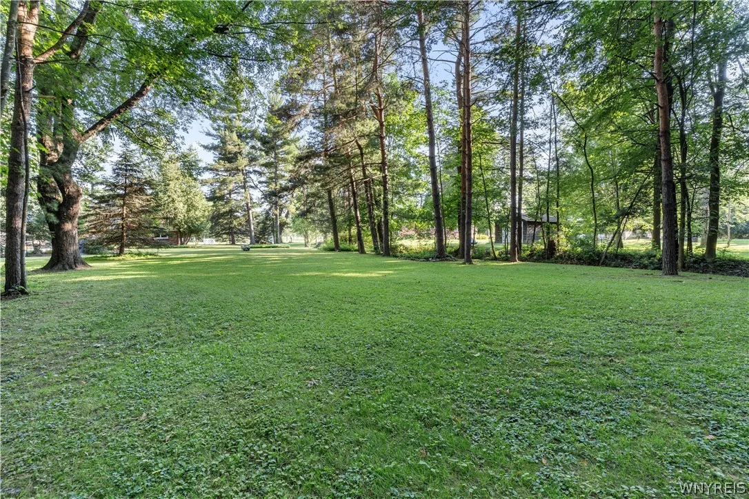 240 Muegel Road, Amherst, New York 14051, Amherst, New York 14051, 3 Bedrooms Bedrooms, 6 Rooms Rooms,2 BathroomsBathrooms,Residential,Closed,240 Muegel Road, Amherst, New York 14051,0,B1547721