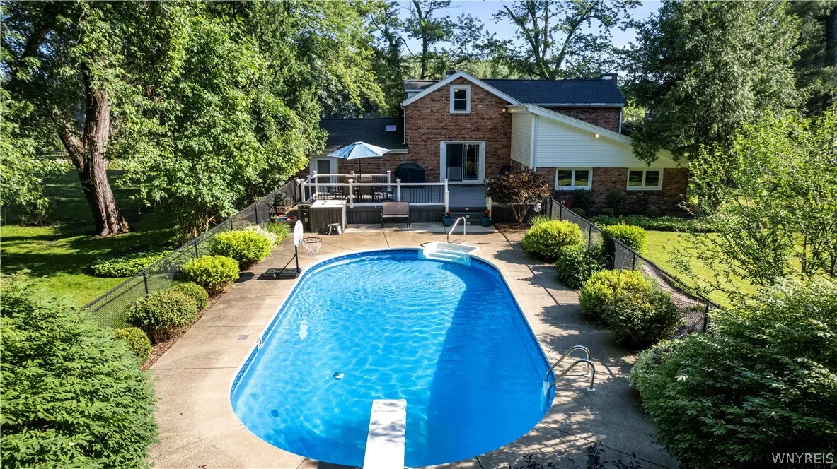 240 Muegel Road, Amherst, New York 14051, Amherst, New York 14051, 3 Bedrooms Bedrooms, 6 Rooms Rooms,2 BathroomsBathrooms,Residential,Closed,240 Muegel Road, Amherst, New York 14051,0,B1547721