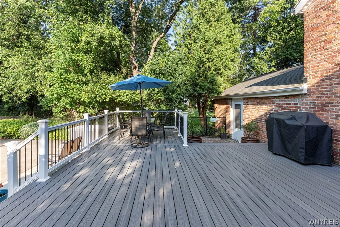 240 Muegel Road, Amherst, New York 14051, Amherst, New York 14051, 3 Bedrooms Bedrooms, 6 Rooms Rooms,2 BathroomsBathrooms,Residential,Closed,240 Muegel Road, Amherst, New York 14051,0,B1547721
