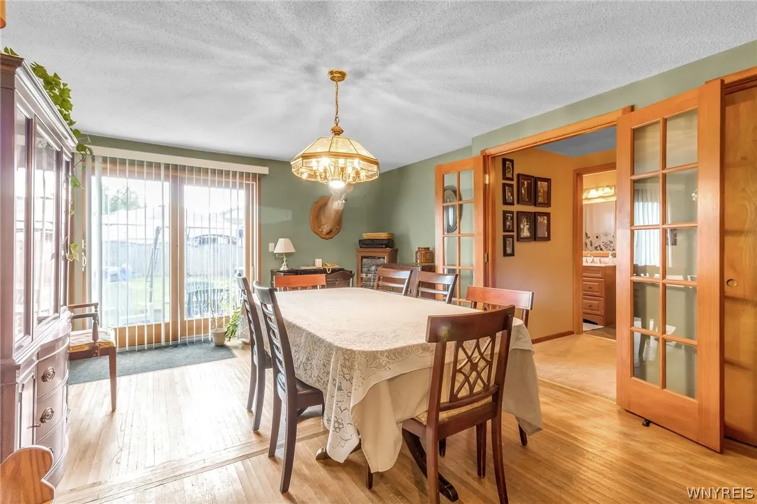 256 Westfield Road, Amherst, New York 14226, Amherst, New York 14226, 4 Bedrooms Bedrooms, 8 Rooms Rooms,2 BathroomsBathrooms,Residential,Closed,256 Westfield Road, Amherst, New York 14226,0,B1548100