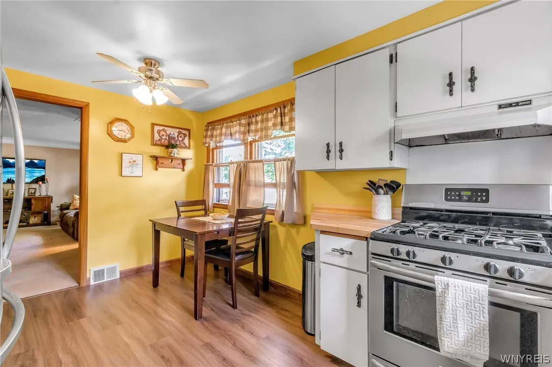 256 Westfield Road, Amherst, New York 14226, Amherst, New York 14226, 4 Bedrooms Bedrooms, 8 Rooms Rooms,2 BathroomsBathrooms,Residential,Closed,256 Westfield Road, Amherst, New York 14226,0,B1548100