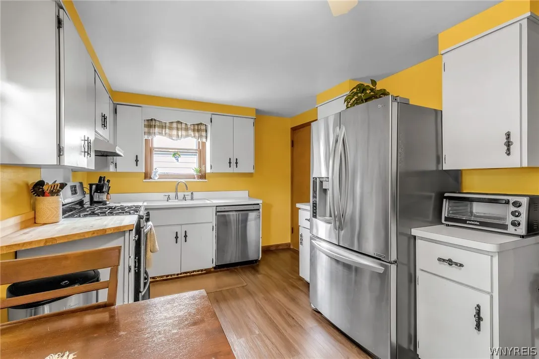 256 Westfield Road, Amherst, New York 14226, Amherst, New York 14226, 4 Bedrooms Bedrooms, 8 Rooms Rooms,2 BathroomsBathrooms,Residential,Closed,256 Westfield Road, Amherst, New York 14226,0,B1548100