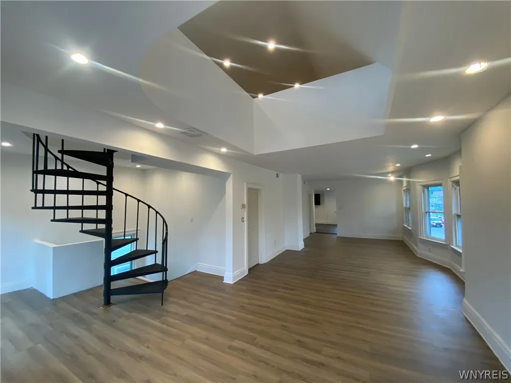 226 Breckenridge Street 2, Buffalo, New York 14213, Buffalo, New York 14213, 4 Bedrooms Bedrooms, ,2 BathroomsBathrooms,Residential,Closed,226 Breckenridge Street 2, Buffalo, New York 14213,0,B1547595