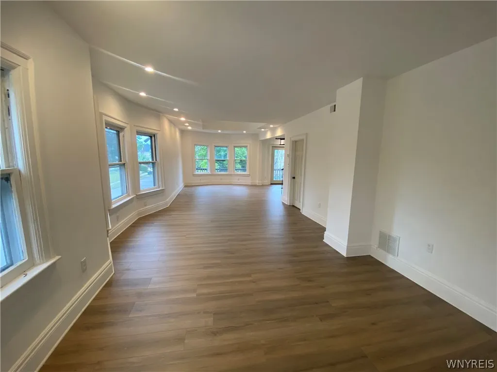 226 Breckenridge Street 2, Buffalo, New York 14213, Buffalo, New York 14213, 4 Bedrooms Bedrooms, ,2 BathroomsBathrooms,Residential,Closed,226 Breckenridge Street 2, Buffalo, New York 14213,0,B1547595