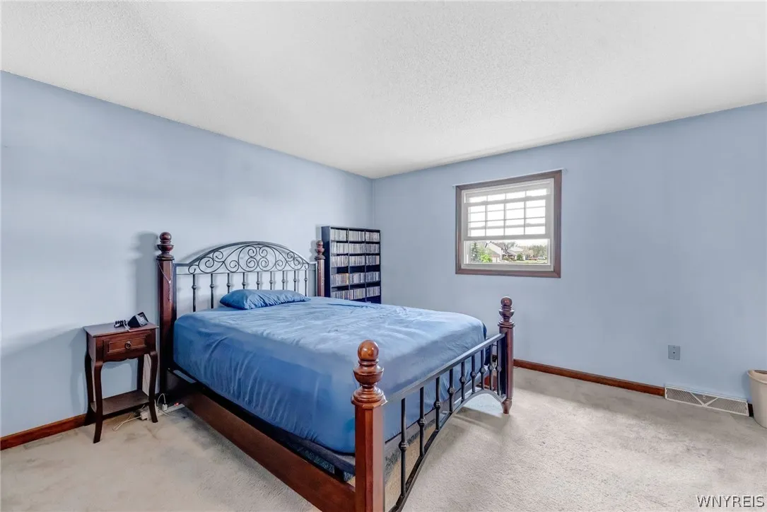 58 Meadowdale Lane, West Seneca, New York 14224, West Seneca, New York 14224, 4 Bedrooms Bedrooms, 8 Rooms Rooms,2 BathroomsBathrooms,Residential,Closed,58 Meadowdale Lane, West Seneca, New York 14224,0,B1547918