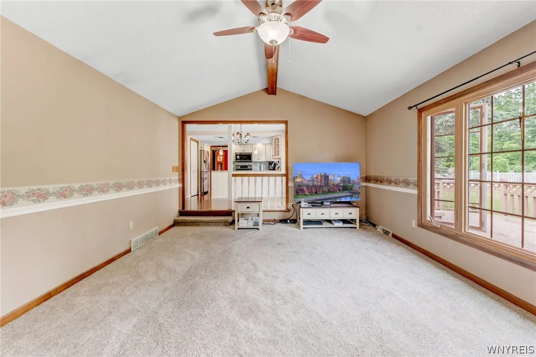 58 Meadowdale Lane, West Seneca, New York 14224, West Seneca, New York 14224, 4 Bedrooms Bedrooms, 8 Rooms Rooms,2 BathroomsBathrooms,Residential,Closed,58 Meadowdale Lane, West Seneca, New York 14224,0,B1547918