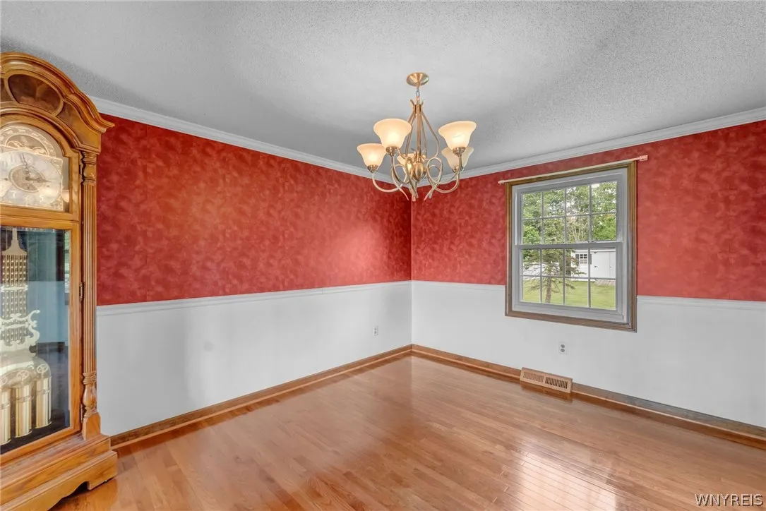 58 Meadowdale Lane, West Seneca, New York 14224, West Seneca, New York 14224, 4 Bedrooms Bedrooms, 8 Rooms Rooms,2 BathroomsBathrooms,Residential,Closed,58 Meadowdale Lane, West Seneca, New York 14224,0,B1547918