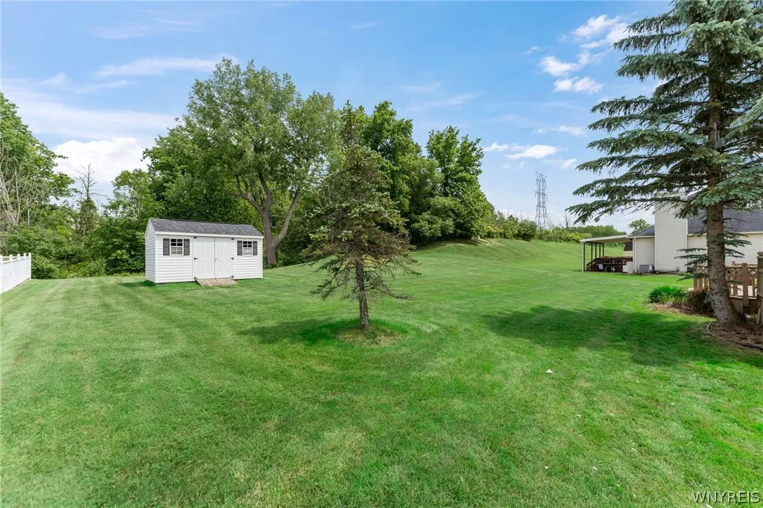 58 Meadowdale Lane, West Seneca, New York 14224, West Seneca, New York 14224, 4 Bedrooms Bedrooms, 8 Rooms Rooms,2 BathroomsBathrooms,Residential,Closed,58 Meadowdale Lane, West Seneca, New York 14224,0,B1547918