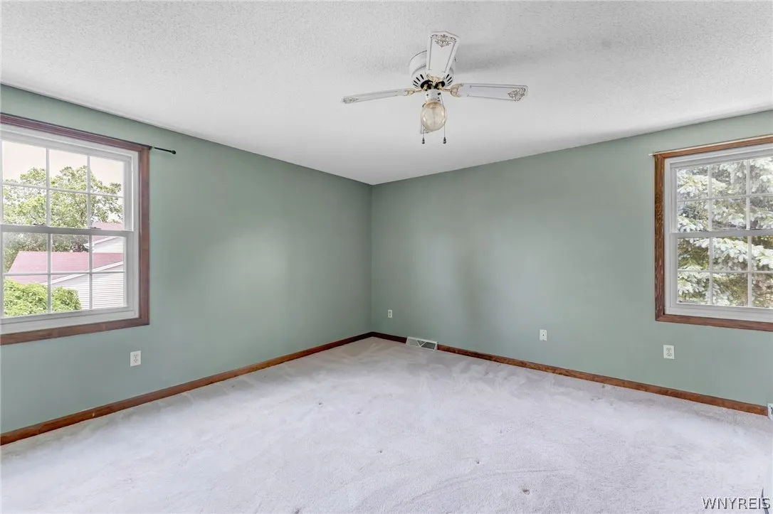58 Meadowdale Lane, West Seneca, New York 14224, West Seneca, New York 14224, 4 Bedrooms Bedrooms, 8 Rooms Rooms,2 BathroomsBathrooms,Residential,Closed,58 Meadowdale Lane, West Seneca, New York 14224,0,B1547918