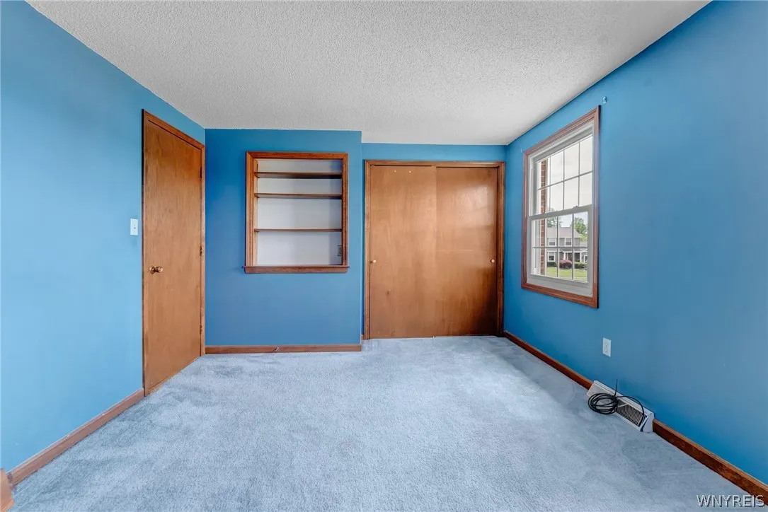 58 Meadowdale Lane, West Seneca, New York 14224, West Seneca, New York 14224, 4 Bedrooms Bedrooms, 8 Rooms Rooms,2 BathroomsBathrooms,Residential,Closed,58 Meadowdale Lane, West Seneca, New York 14224,0,B1547918