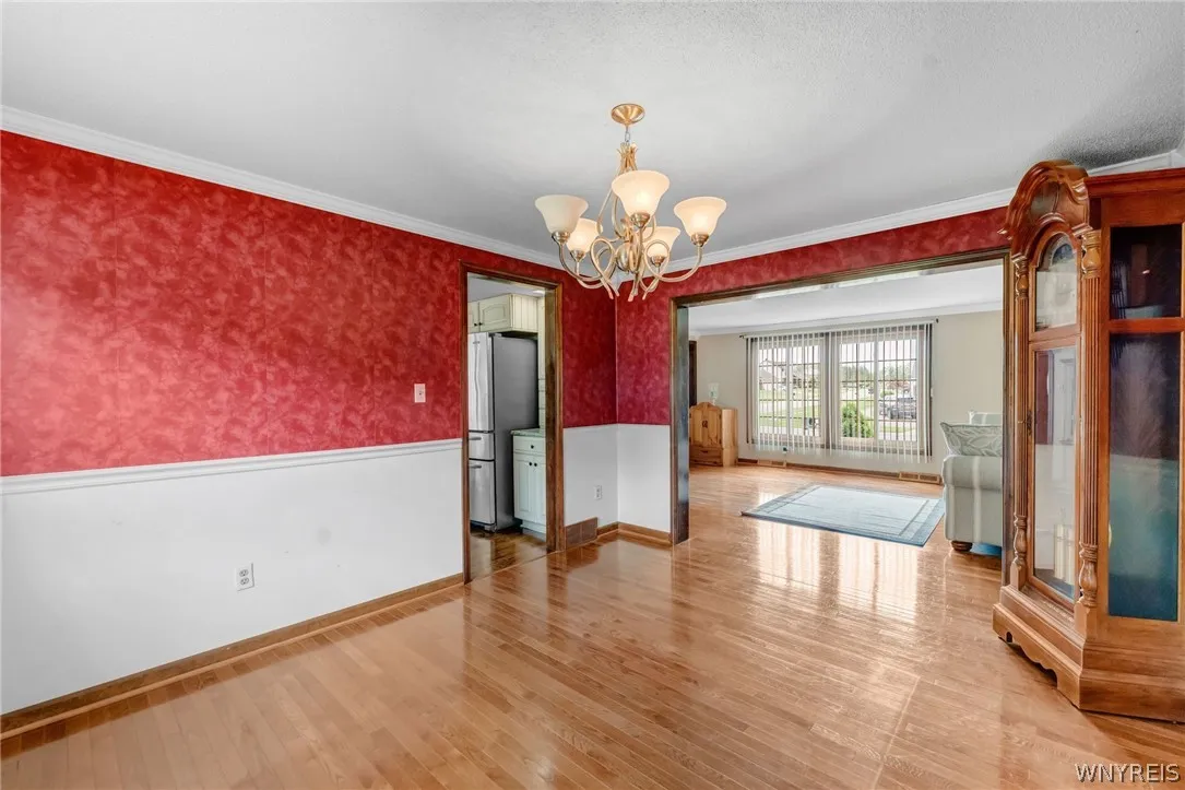 58 Meadowdale Lane, West Seneca, New York 14224, West Seneca, New York 14224, 4 Bedrooms Bedrooms, 8 Rooms Rooms,2 BathroomsBathrooms,Residential,Closed,58 Meadowdale Lane, West Seneca, New York 14224,0,B1547918