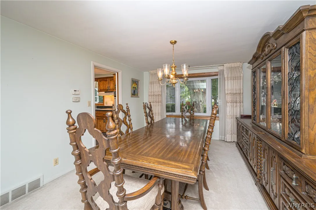 258 Forbes Ave. Avenue, Tonawanda-town, New York 1, Tonawanda, New York 14150, 4 Bedrooms Bedrooms, 8 Rooms Rooms,1 BathroomBathrooms,Residential,Closed,258 Forbes Ave. Avenue, Tonawanda-town, New York 1,0,B1548128