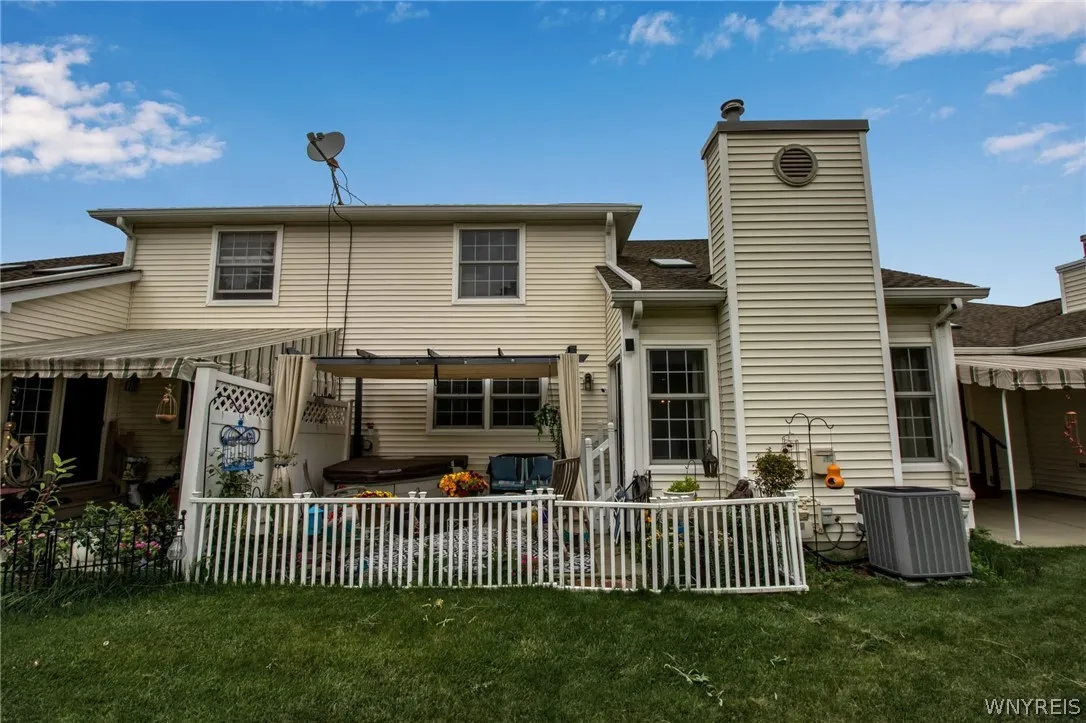 4264 Tisbury Lane, Hamburg, New York 14075, Hamburg, New York 14075, 3 Bedrooms Bedrooms, 9 Rooms Rooms,2 BathroomsBathrooms,Residential,Closed,4264 Tisbury Lane, Hamburg, New York 14075,0,B1548553