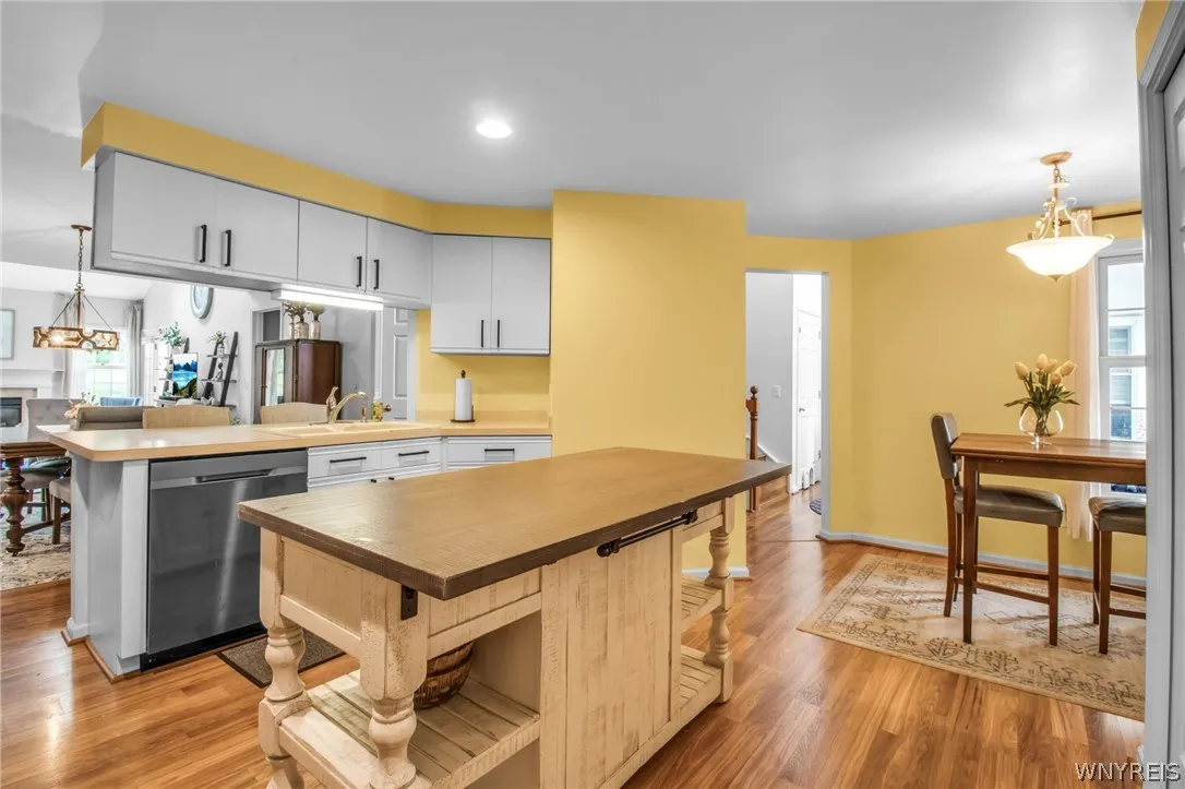 4264 Tisbury Lane, Hamburg, New York 14075, Hamburg, New York 14075, 3 Bedrooms Bedrooms, 9 Rooms Rooms,2 BathroomsBathrooms,Residential,Closed,4264 Tisbury Lane, Hamburg, New York 14075,0,B1548553