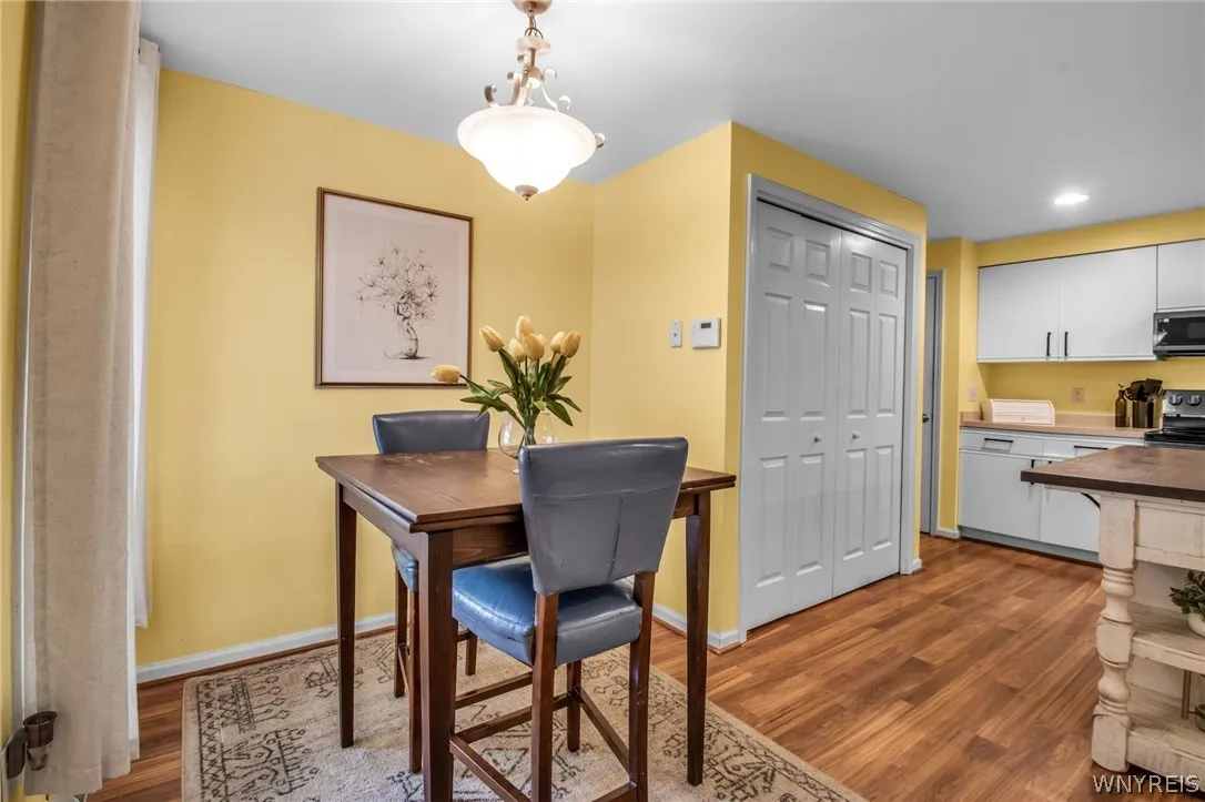 4264 Tisbury Lane, Hamburg, New York 14075, Hamburg, New York 14075, 3 Bedrooms Bedrooms, 9 Rooms Rooms,2 BathroomsBathrooms,Residential,Closed,4264 Tisbury Lane, Hamburg, New York 14075,0,B1548553