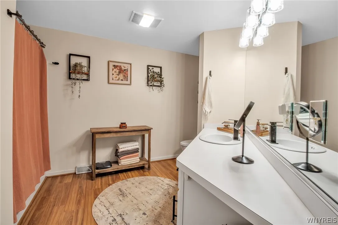 4264 Tisbury Lane, Hamburg, New York 14075, Hamburg, New York 14075, 3 Bedrooms Bedrooms, 9 Rooms Rooms,2 BathroomsBathrooms,Residential,Closed,4264 Tisbury Lane, Hamburg, New York 14075,0,B1548553