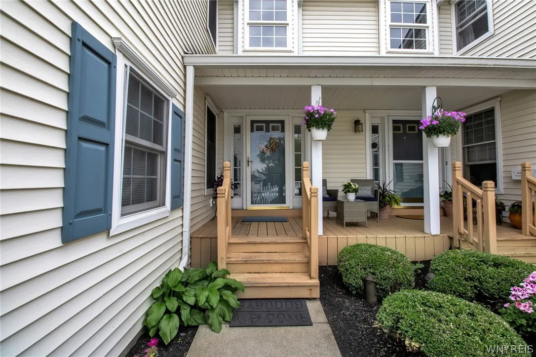 4264 Tisbury Lane, Hamburg, New York 14075, Hamburg, New York 14075, 3 Bedrooms Bedrooms, 9 Rooms Rooms,2 BathroomsBathrooms,Residential,Closed,4264 Tisbury Lane, Hamburg, New York 14075,0,B1548553