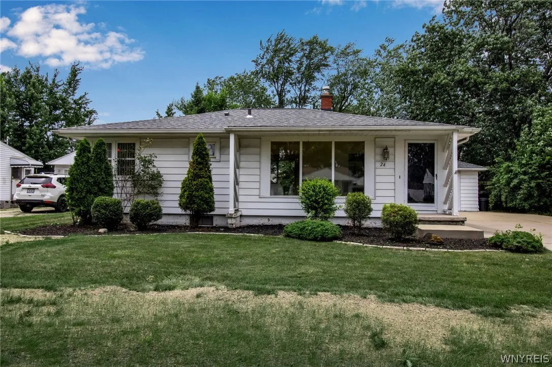24 Brenton Avenue, Tonawanda-town, New York 14150, Tonawanda, New York 14150, 2 Bedrooms Bedrooms, 8 Rooms Rooms,1 BathroomBathrooms,Residential,Closed,24 Brenton Avenue, Tonawanda-town, New York 14150,0,B1548573
