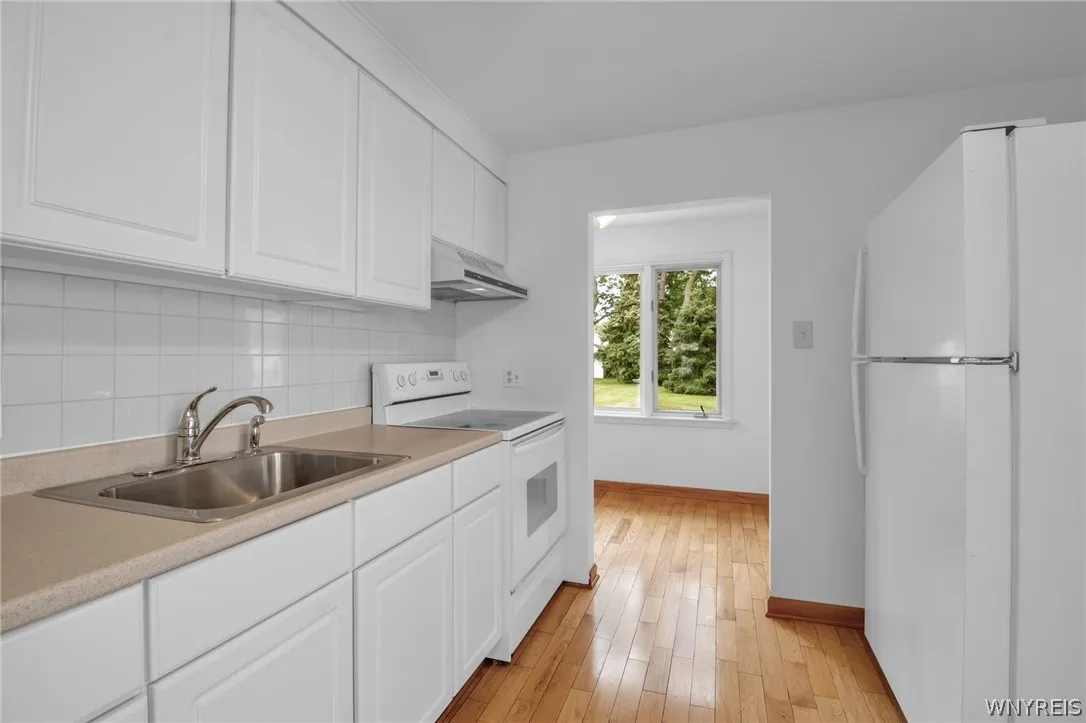 24 Brenton Avenue, Tonawanda-town, New York 14150, Tonawanda, New York 14150, 2 Bedrooms Bedrooms, 8 Rooms Rooms,1 BathroomBathrooms,Residential,Closed,24 Brenton Avenue, Tonawanda-town, New York 14150,0,B1548573