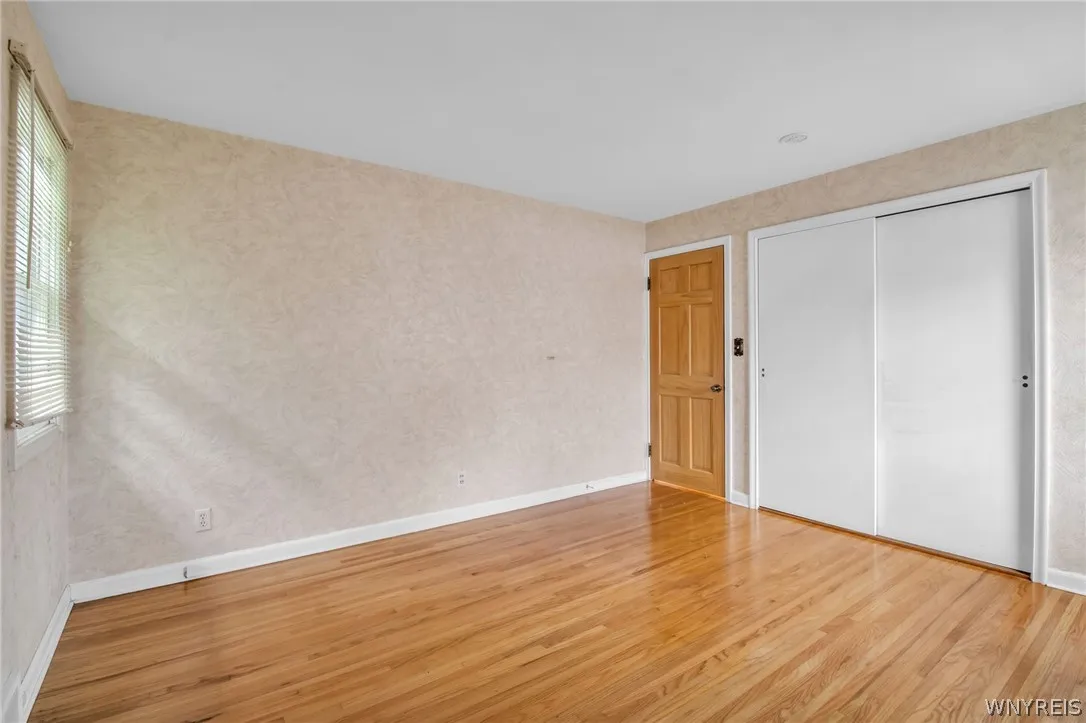 24 Brenton Avenue, Tonawanda-town, New York 14150, Tonawanda, New York 14150, 2 Bedrooms Bedrooms, 8 Rooms Rooms,1 BathroomBathrooms,Residential,Closed,24 Brenton Avenue, Tonawanda-town, New York 14150,0,B1548573