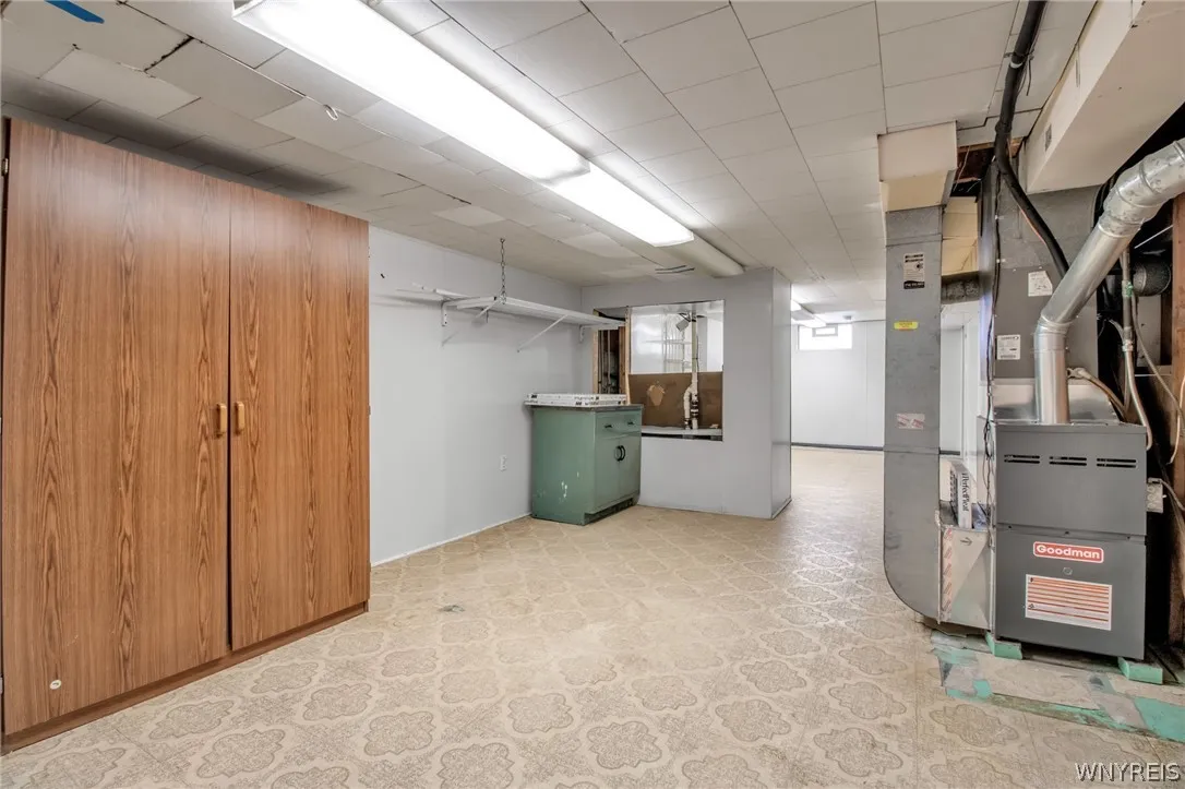 24 Brenton Avenue, Tonawanda-town, New York 14150, Tonawanda, New York 14150, 2 Bedrooms Bedrooms, 8 Rooms Rooms,1 BathroomBathrooms,Residential,Closed,24 Brenton Avenue, Tonawanda-town, New York 14150,0,B1548573
