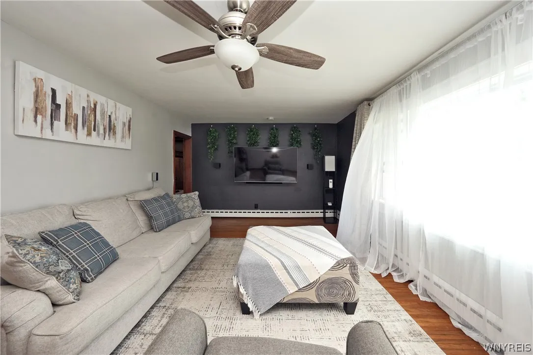 4740 Seneca Street, West Seneca, New York 14224, West Seneca, New York 14224, 3 Bedrooms Bedrooms, 6 Rooms Rooms,1 BathroomBathrooms,Residential,Closed,4740 Seneca Street, West Seneca, New York 14224,0,B1548693