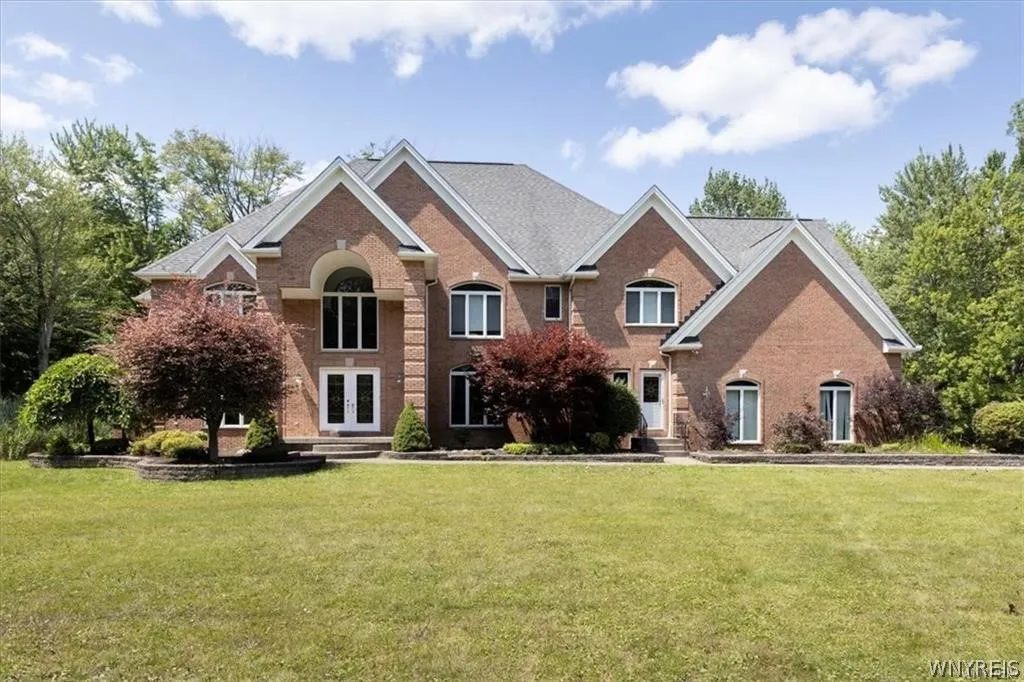 8 Willowbrook Drive, Orchard Park, New York 14127, Orchard Park, New York 14127, 4 Bedrooms Bedrooms, 8 Rooms Rooms,3 BathroomsBathrooms,Residential Lease,Closed,8 Willowbrook Drive, Orchard Park, New York 14127,0,B1547161