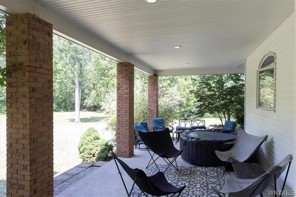 8 Willowbrook Drive, Orchard Park, New York 14127, Orchard Park, New York 14127, 4 Bedrooms Bedrooms, 8 Rooms Rooms,3 BathroomsBathrooms,Residential Lease,Closed,8 Willowbrook Drive, Orchard Park, New York 14127,0,B1547161