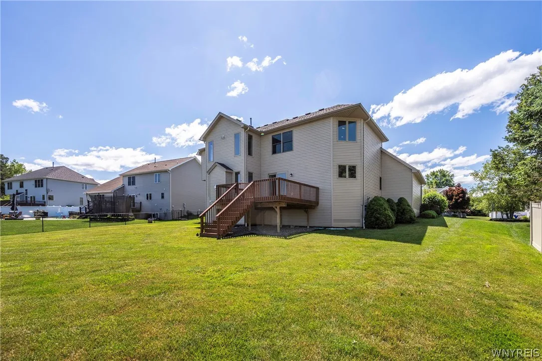 3118 Cloverbank Road, Hamburg, New York 14075, Hamburg, New York 14075, 4 Bedrooms Bedrooms, 10 Rooms Rooms,2 BathroomsBathrooms,Residential,Closed,3118 Cloverbank Road, Hamburg, New York 14075,0,B1549442