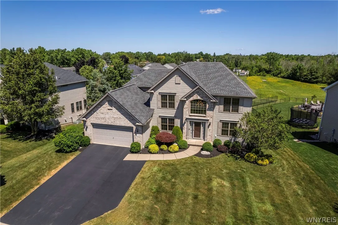 3118 Cloverbank Road, Hamburg, New York 14075, Hamburg, New York 14075, 4 Bedrooms Bedrooms, 10 Rooms Rooms,2 BathroomsBathrooms,Residential,Closed,3118 Cloverbank Road, Hamburg, New York 14075,0,B1549442