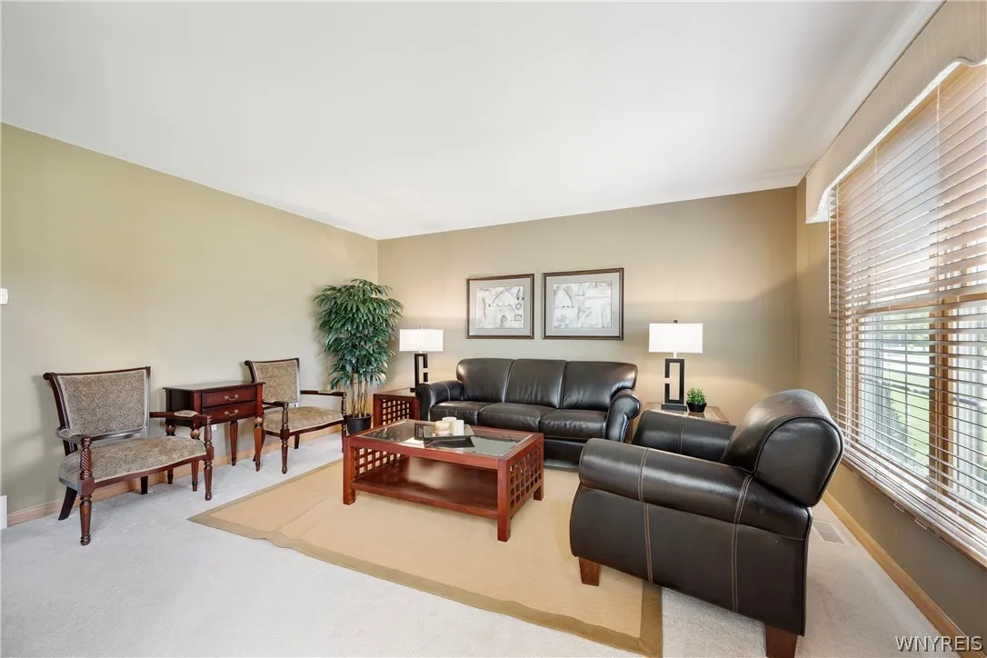 3118 Cloverbank Road, Hamburg, New York 14075, Hamburg, New York 14075, 4 Bedrooms Bedrooms, 10 Rooms Rooms,2 BathroomsBathrooms,Residential,Closed,3118 Cloverbank Road, Hamburg, New York 14075,0,B1549442