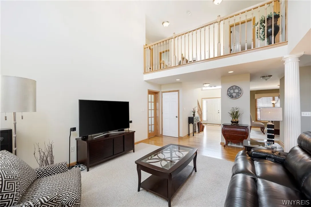 3118 Cloverbank Road, Hamburg, New York 14075, Hamburg, New York 14075, 4 Bedrooms Bedrooms, 10 Rooms Rooms,2 BathroomsBathrooms,Residential,Closed,3118 Cloverbank Road, Hamburg, New York 14075,0,B1549442