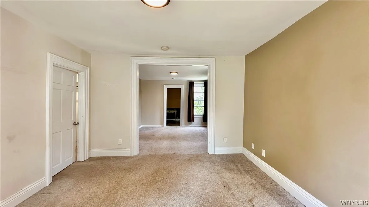 637 West Avenue, Buffalo, New York 14213, Buffalo, New York 14213, 8 Bedrooms Bedrooms, ,4 BathroomsBathrooms,Residential,Closed,637 West Avenue, Buffalo, New York 14213,0,B1549576