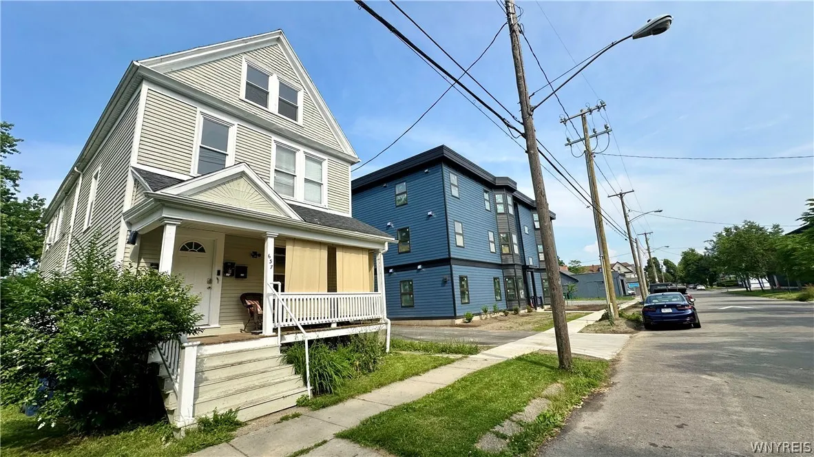 637 West Avenue, Buffalo, New York 14213, Buffalo, New York 14213, 8 Bedrooms Bedrooms, ,4 BathroomsBathrooms,Residential,Closed,637 West Avenue, Buffalo, New York 14213,0,B1549576