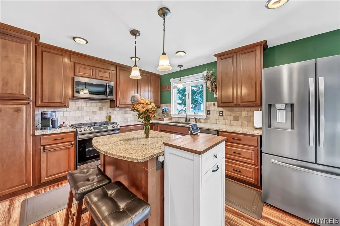 3653 Sowles Road, Hamburg, New York 14075, Hamburg, New York 14075, 4 Bedrooms Bedrooms, 7 Rooms Rooms,2 BathroomsBathrooms,Residential,Closed,3653 Sowles Road, Hamburg, New York 14075,0,B1549582